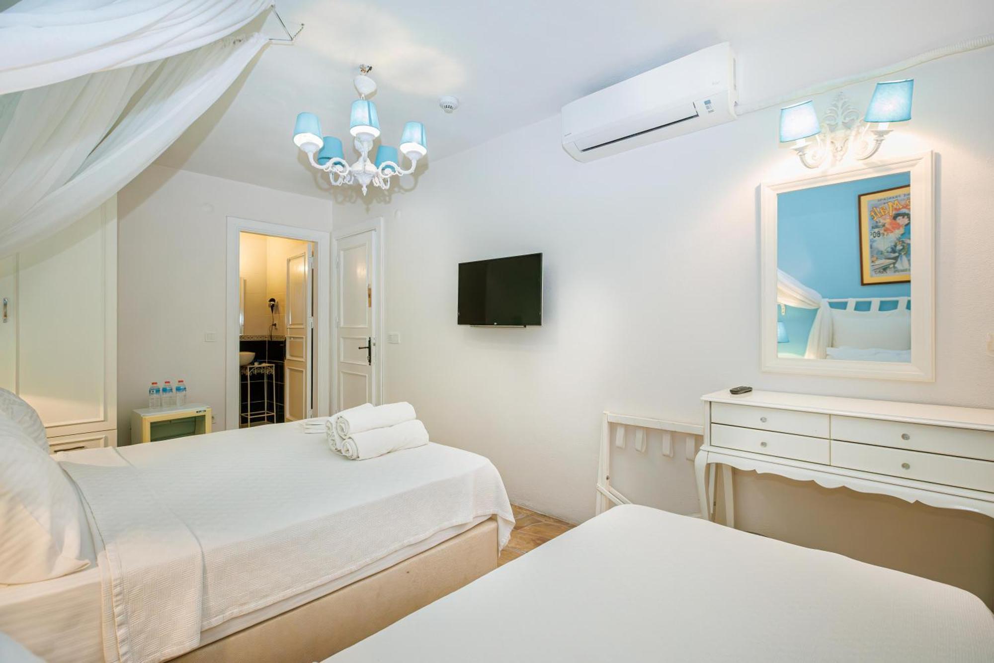 Erendira Hotel - Special Category Alacati Exterior photo